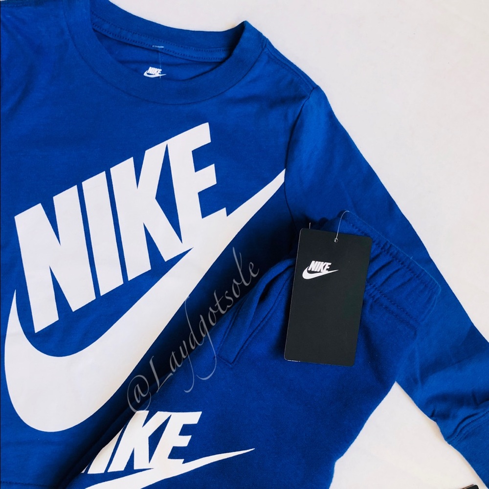 Nike Set - Longsleeve Shirt + Sweatpants size 2T